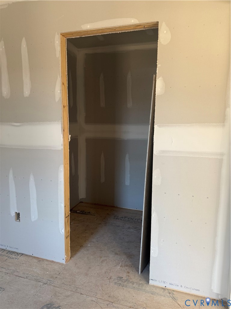 6904 Hearthside Drive Prince George, VA 23875 - Photo 7 of 19 view of a small space