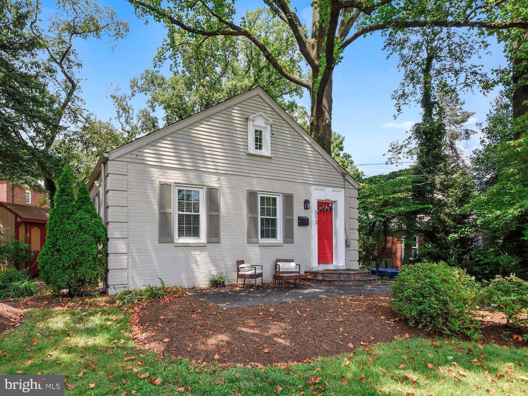 513 Schuyler Road Silver Spring, MD 20910 - Photo 2 of 29 Exterior (Front)