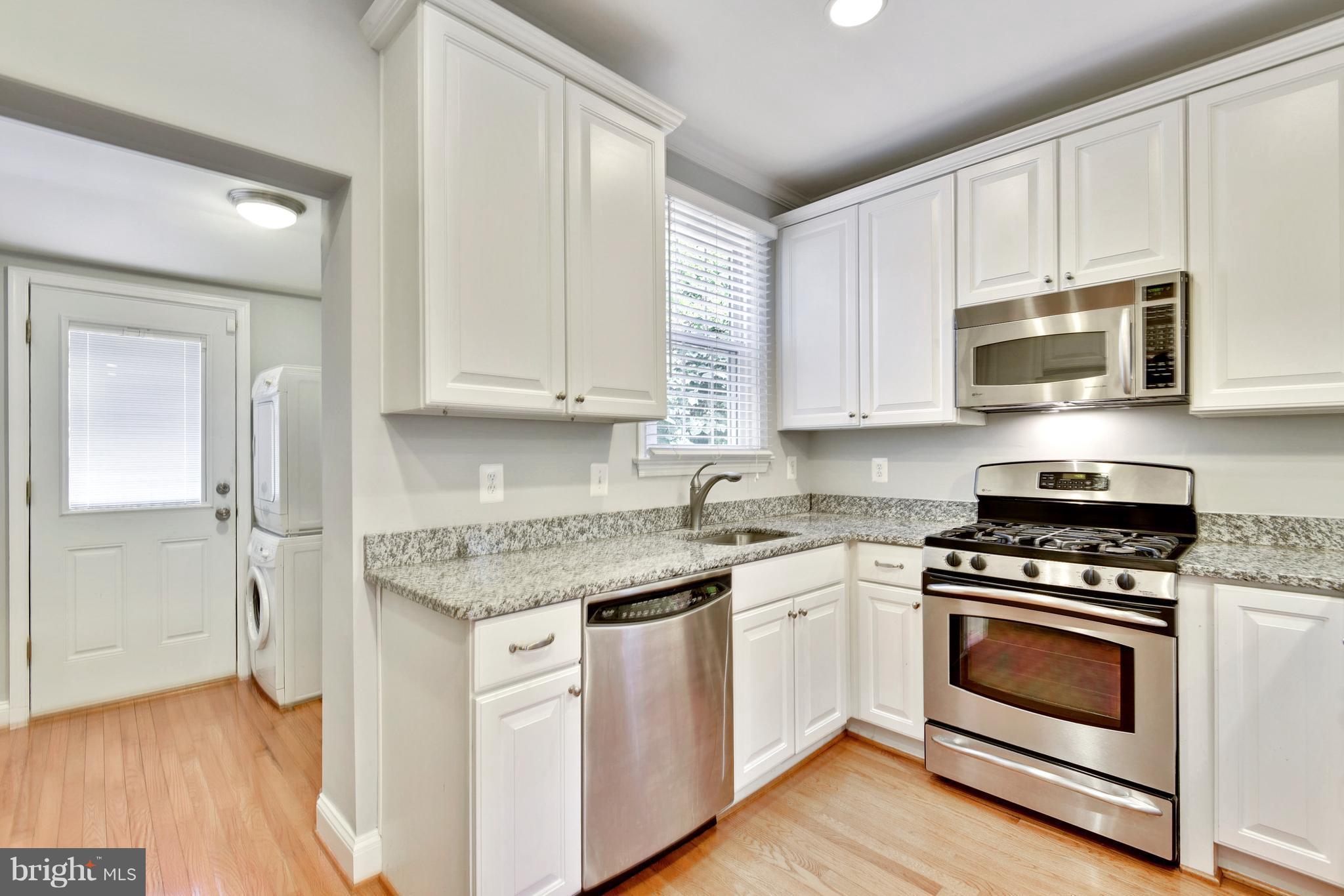 513 Schuyler Road Silver Spring, MD 20910 - Photo 11 of 29 Kitchen