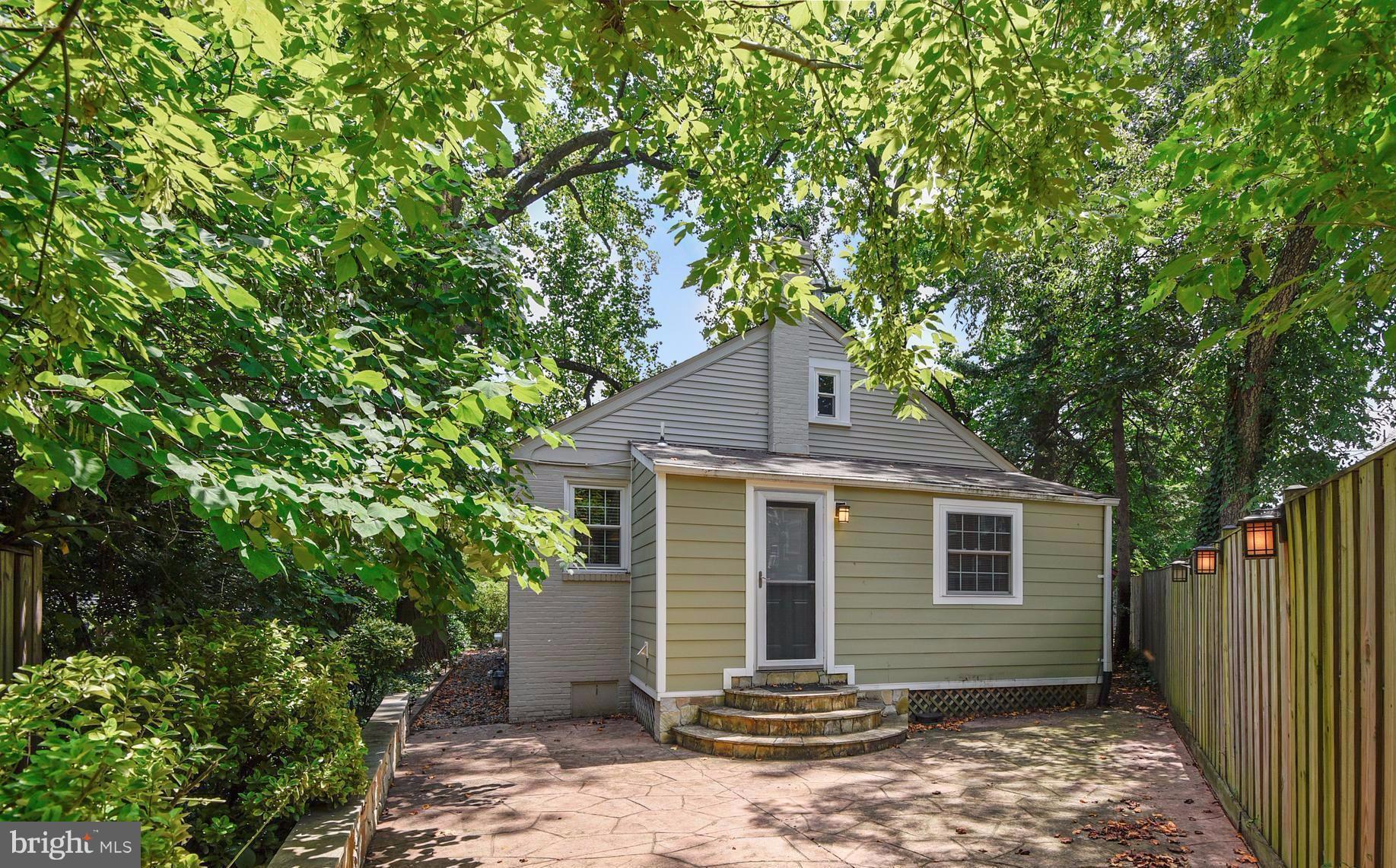 513 Schuyler Road Silver Spring, MD 20910 - Photo 3 of 29 Exterior (Rear)