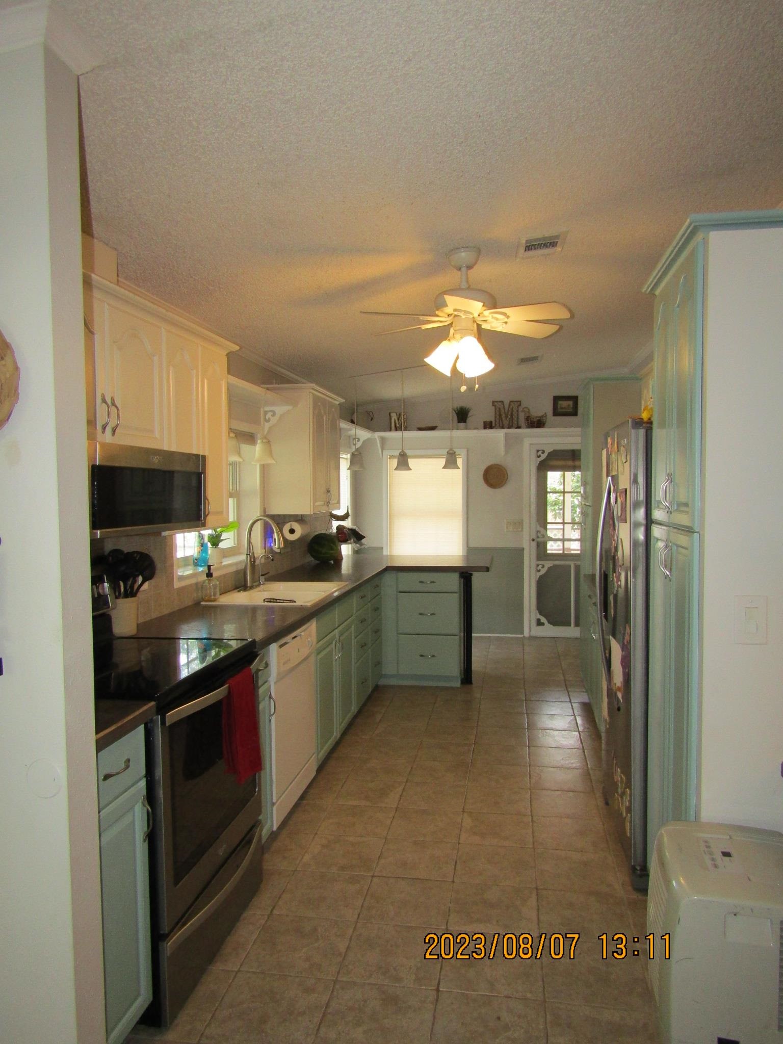 1864 Princess Lane Lillian, AL 36549 - Photo 12 of 57 Kitchen