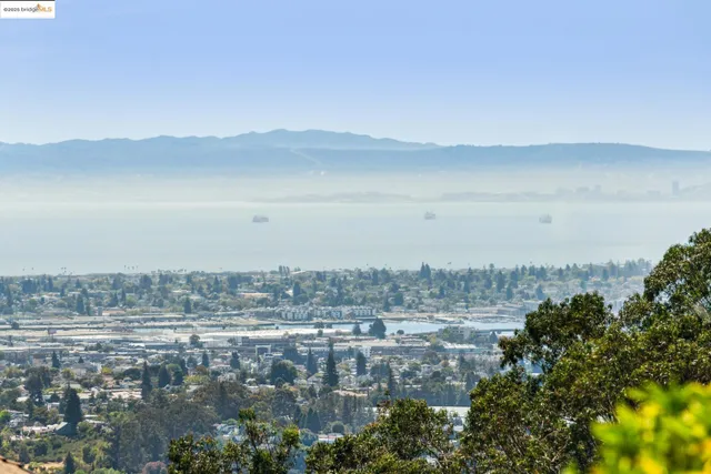 $998,000 | 2120 Braemar Road, Oakland, CA 94602