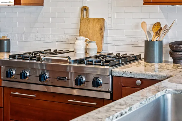 $998,000 | 2120 Braemar Road, Oakland, CA 94602