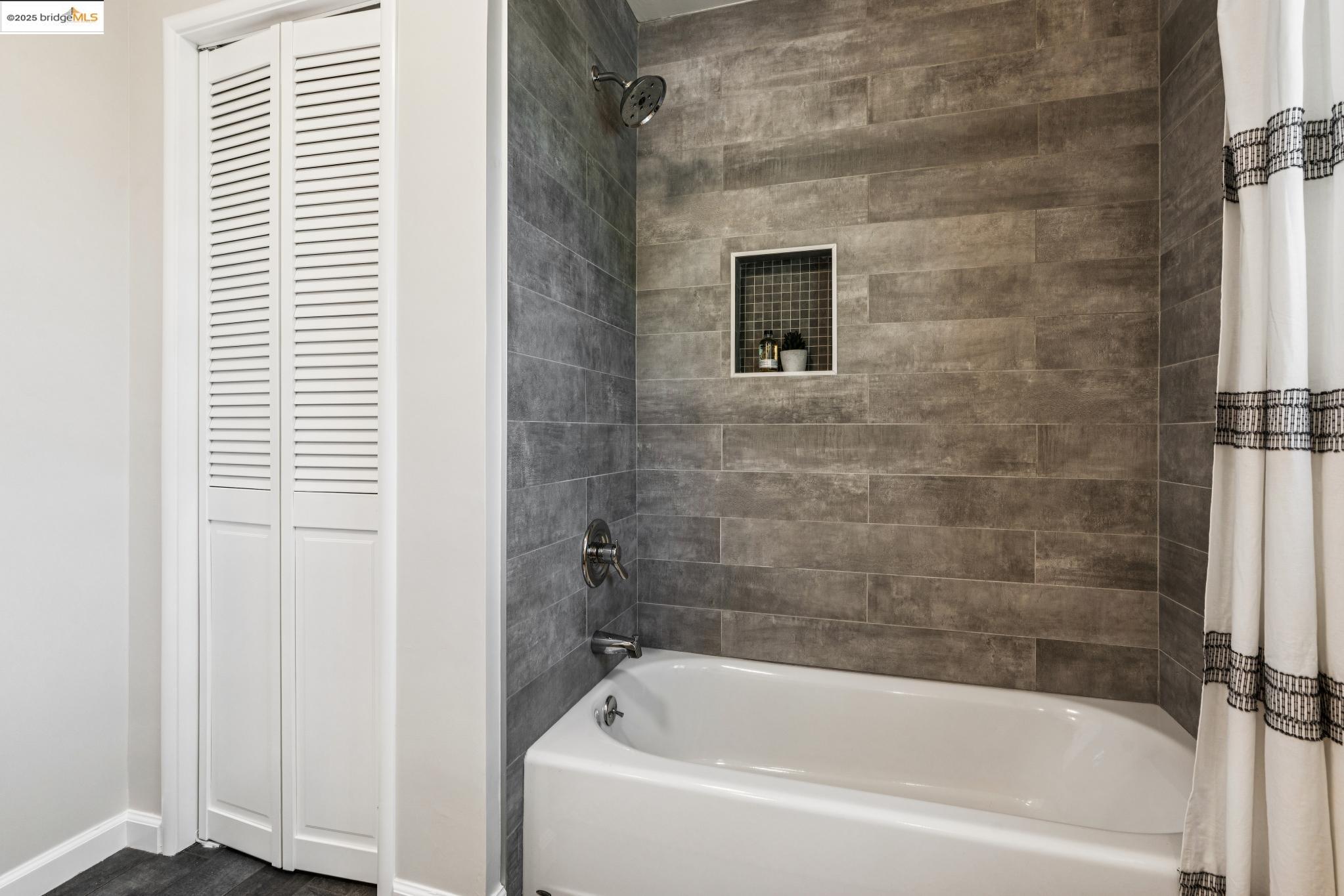 2120 Braemar Road Oakland, CA 94602 - Photo 27 of 46