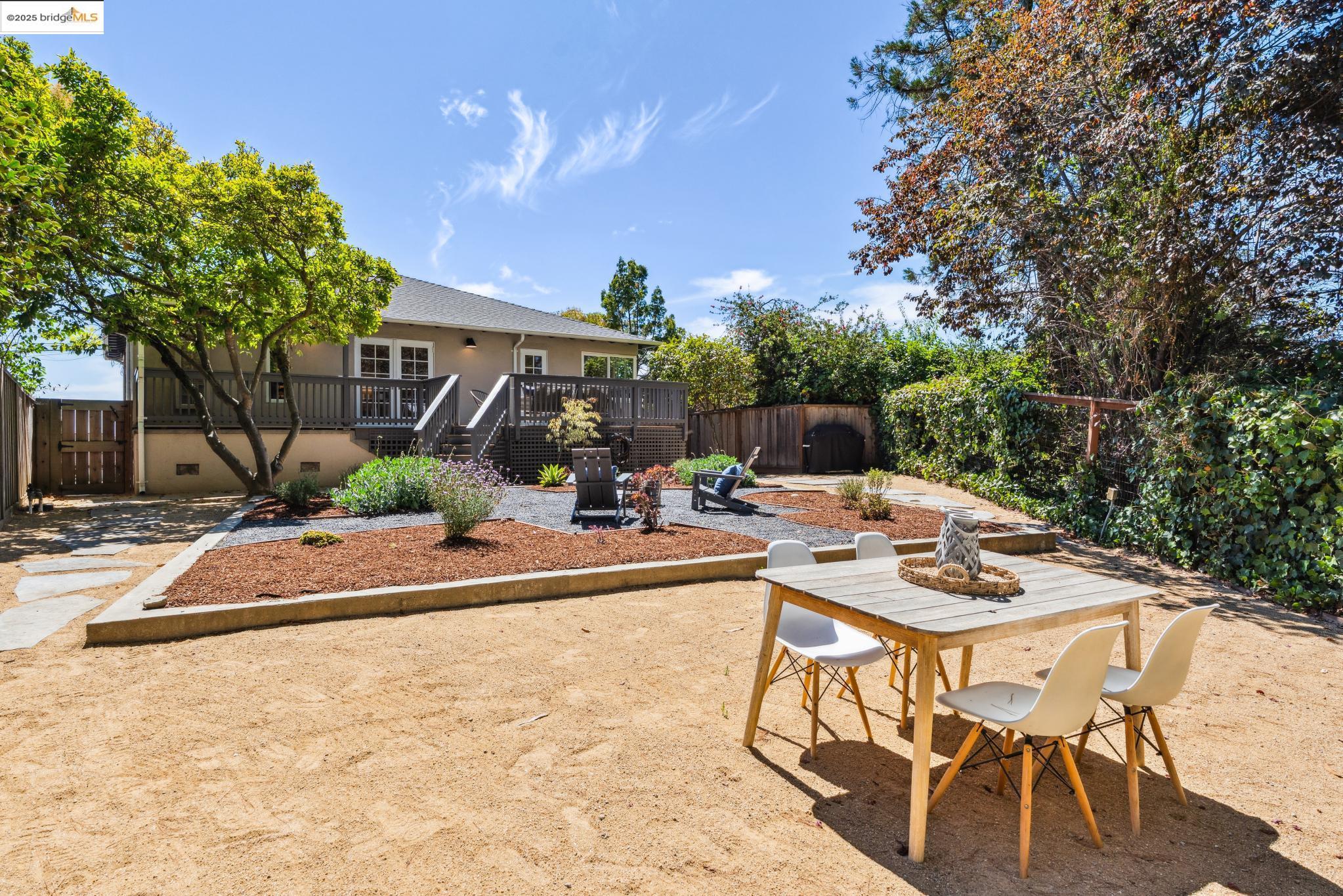 2120 Braemar Road Oakland, CA 94602 - Photo 31 of 46