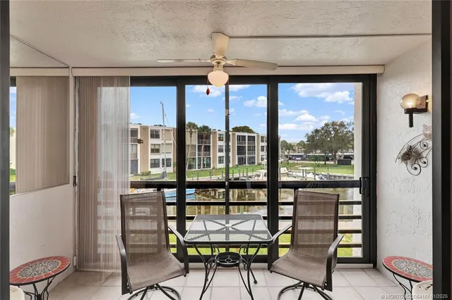 $290,000 | 1950 Southwest Palm City Road, Unit 7207, Stuart, FL 34994