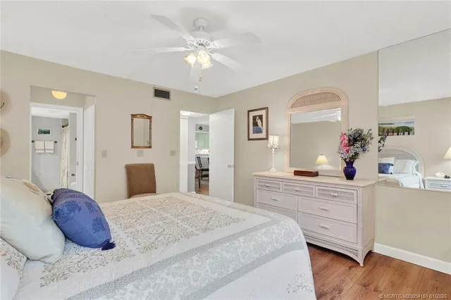 $290,000 | 1950 Southwest Palm City Road, Unit 7207, Stuart, FL 34994