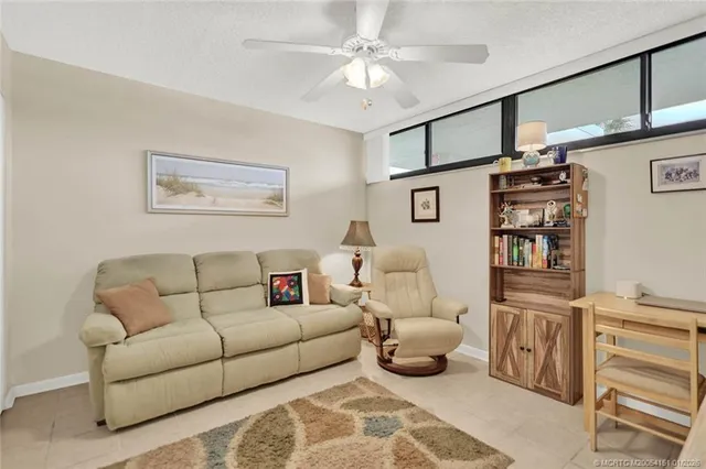 $290,000 | 1950 Southwest Palm City Road, Unit 7207, Stuart, FL 34994