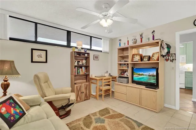 $290,000 | 1950 Southwest Palm City Road, Unit 7207, Stuart, FL 34994