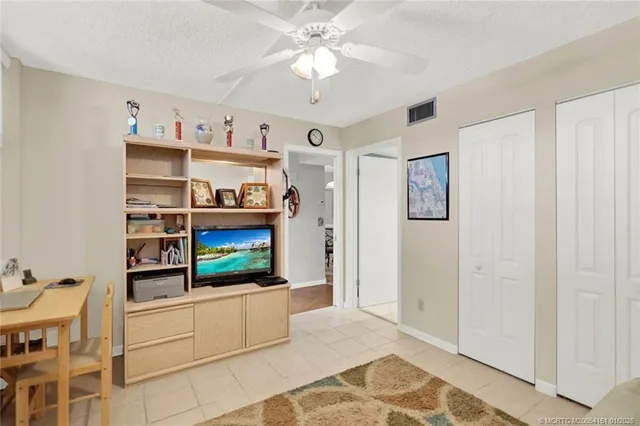 $290,000 | 1950 Southwest Palm City Road, Unit 7207, Stuart, FL 34994