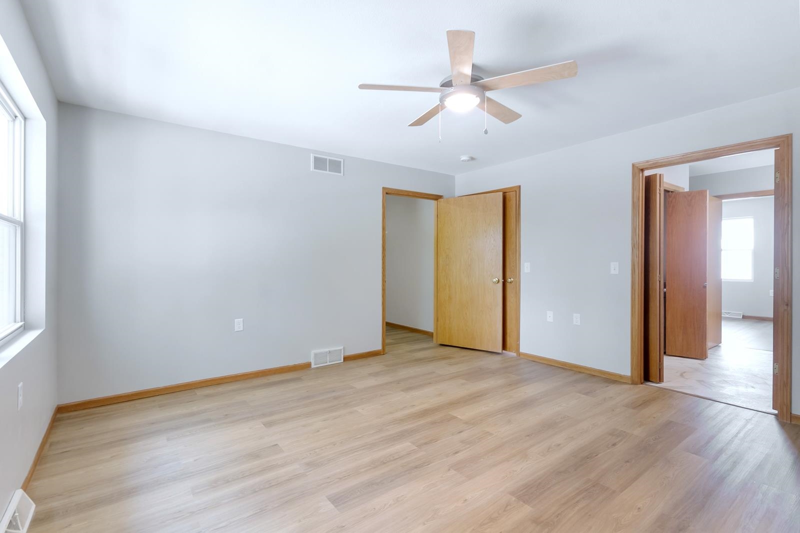 2414 Commercial Madison, WI 53704 - Photo 24 of 62