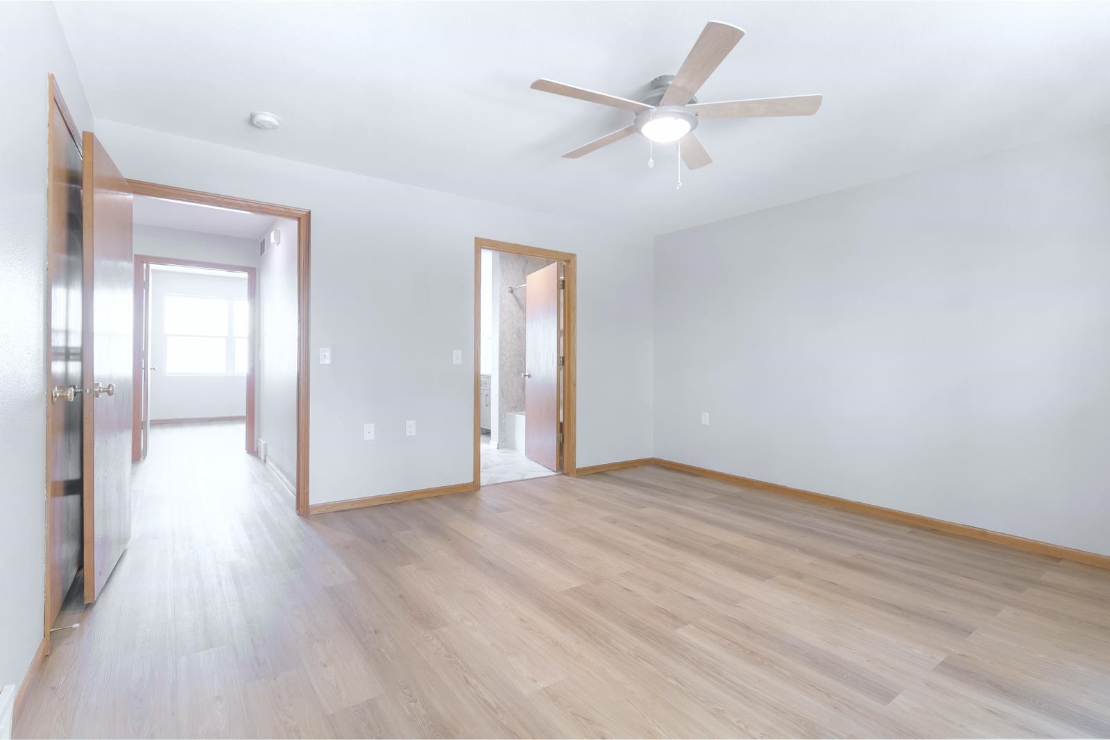 2414 Commercial Madison, WI 53704 - Photo 25 of 62