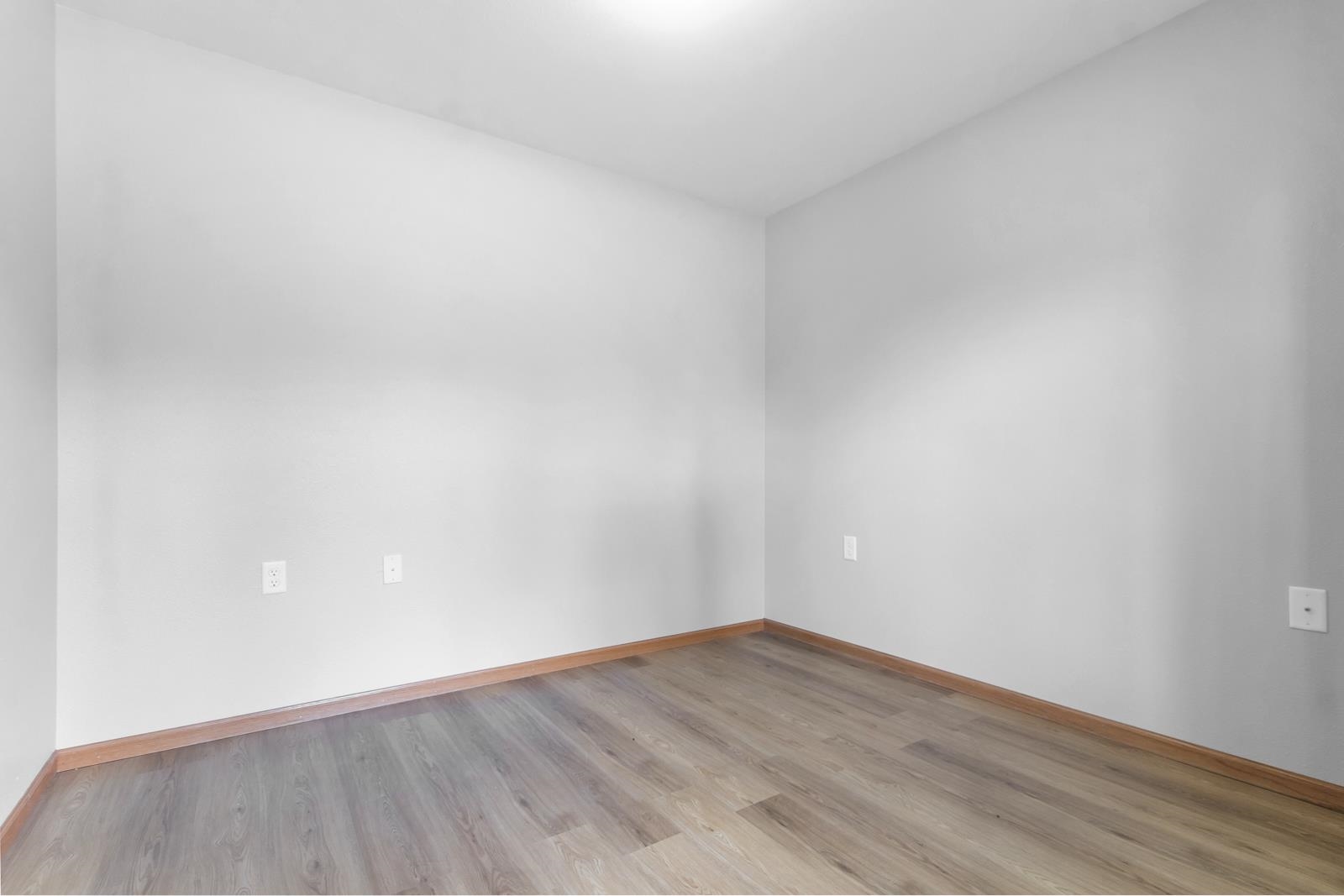 2414 Commercial Madison, WI 53704 - Photo 36 of 62