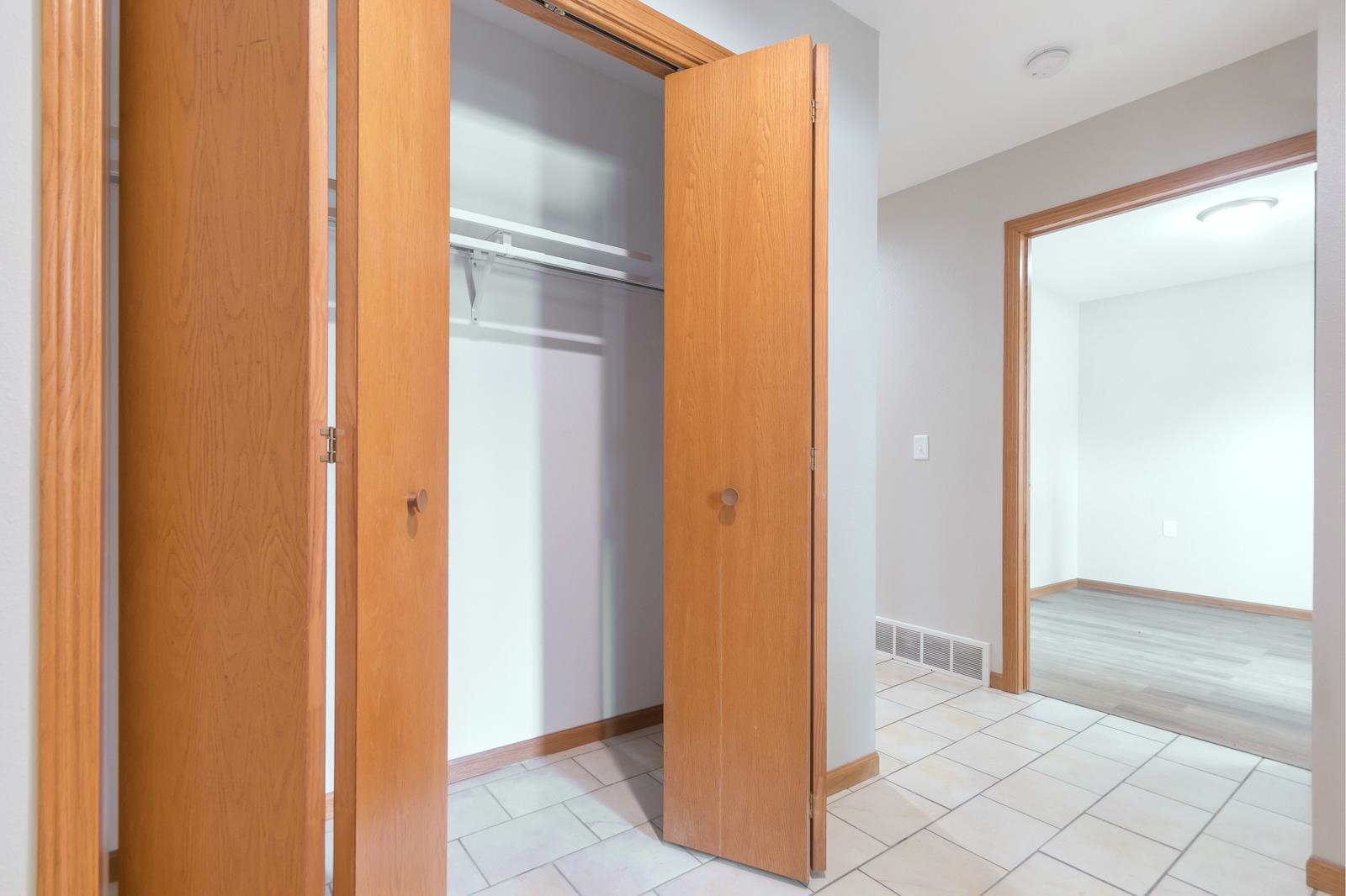 2414 Commercial Madison, WI 53704 - Photo 43 of 62