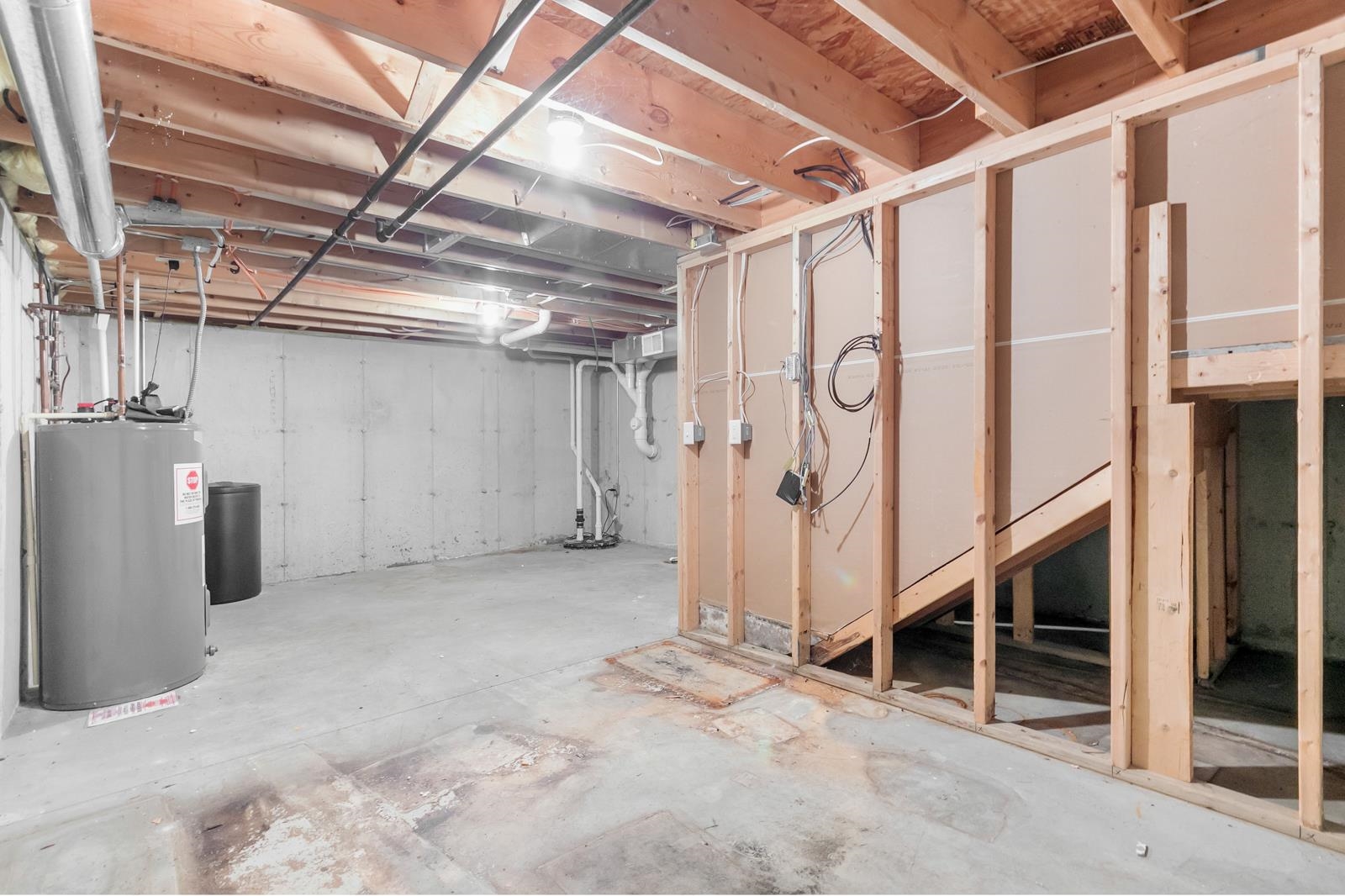 2414 Commercial Madison, WI 53704 - Photo 46 of 62