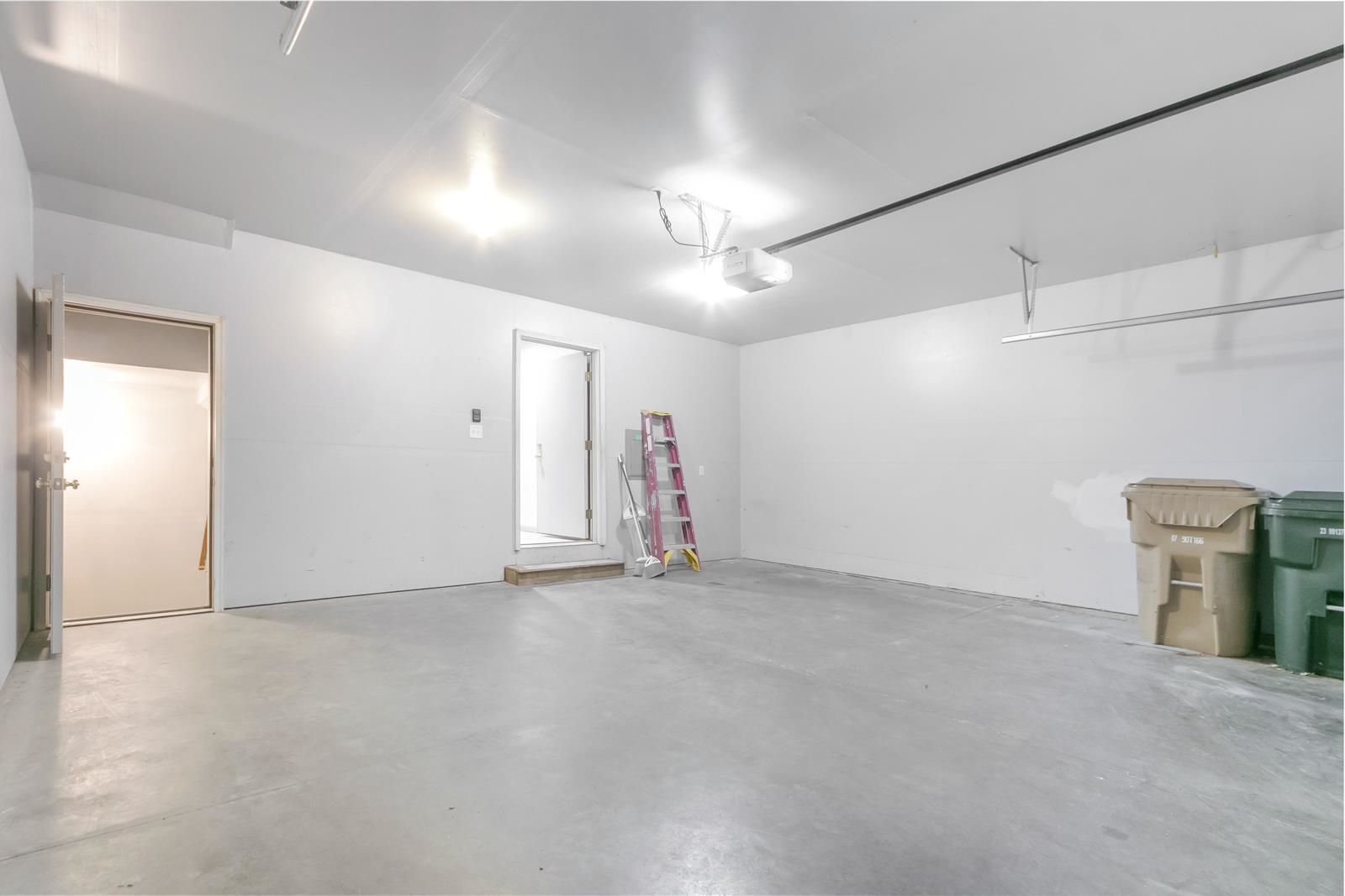 2414 Commercial Madison, WI 53704 - Photo 49 of 62