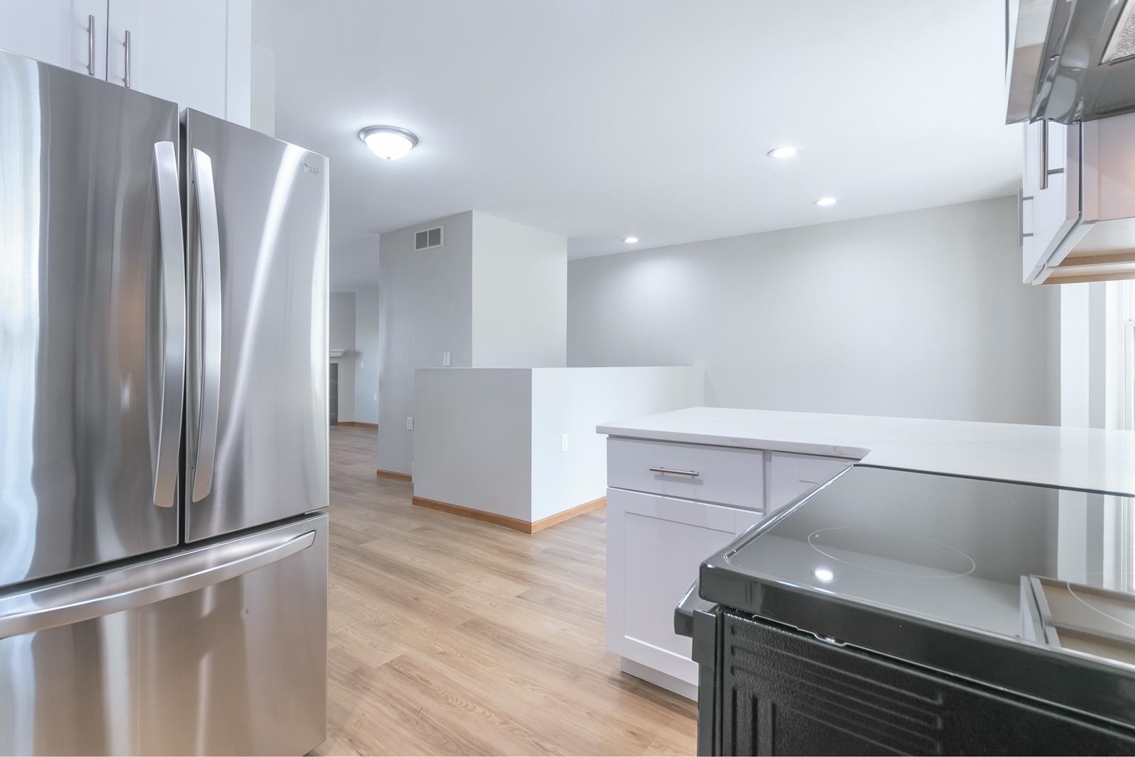 2414 Commercial Madison, WI 53704 - Photo 5 of 62