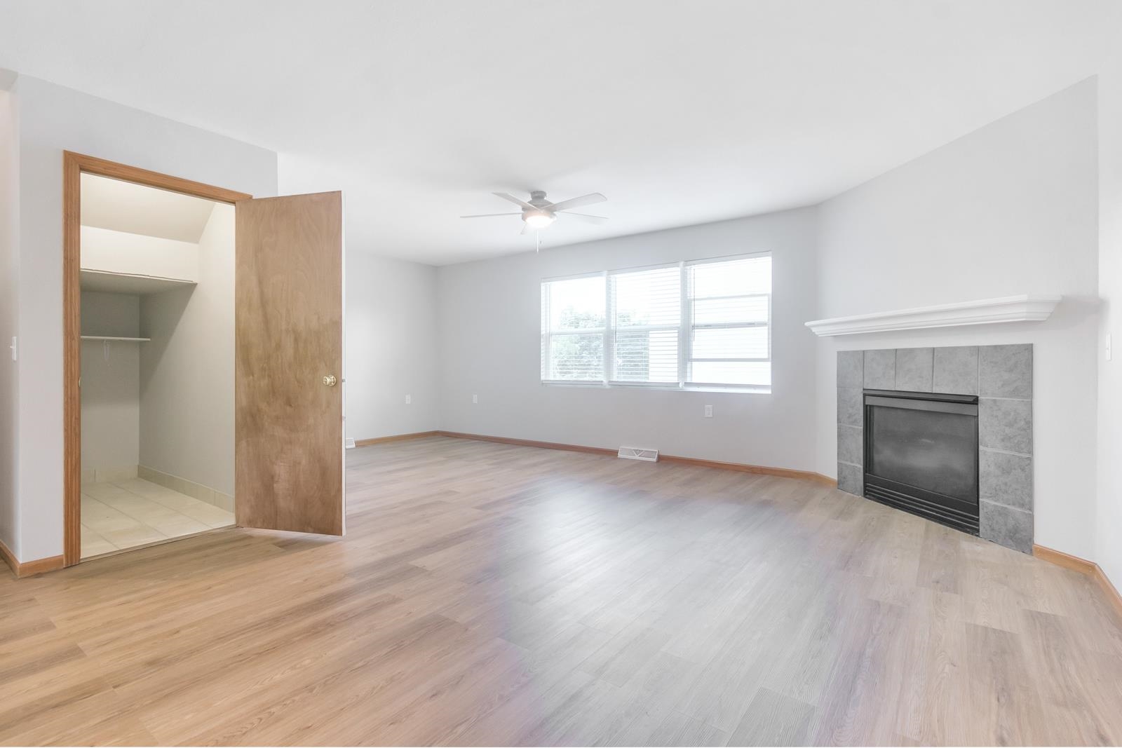 2414 Commercial Madison, WI 53704 - Photo 9 of 62