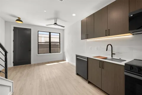 $299,500 | 630 Central Parkway, Unit 1113, New Braunfels, TX 78130