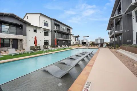 $299,500 | 630 Central Parkway, Unit 1113, New Braunfels, TX 78130