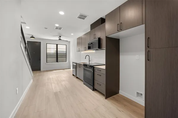 $299,500 | 630 Central Parkway, Unit 1113, New Braunfels, TX 78130