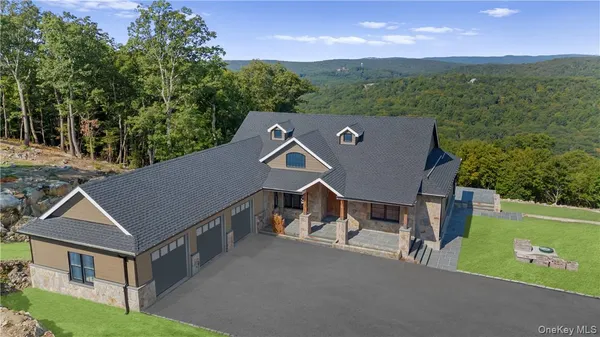 $2,000,000 | 55 Ridgecrest Road, Putnam Valley, NY 10537