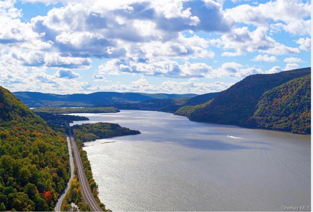55 Ridgecrest Road Putnam Valley, NY 10537 - Photo 25 of 25 a view of outdoor space and yard