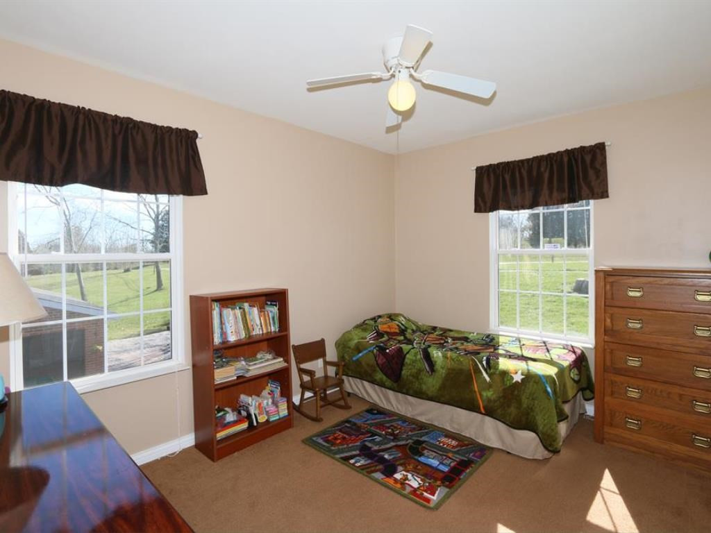 10667 Washington Trace Road California, KY 41007 - Photo 17 of 29