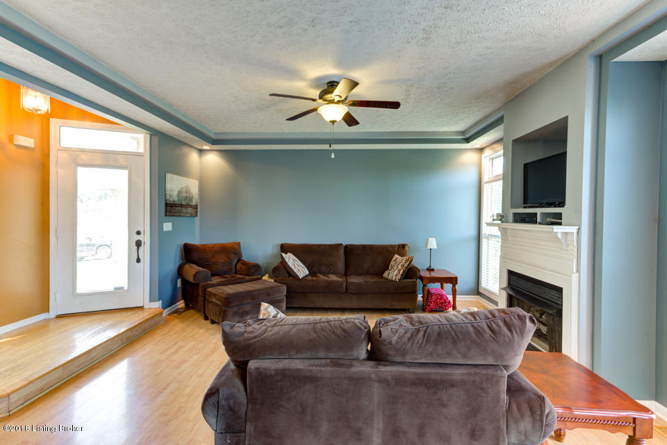 10120 Rimfire Road Louisville, KY 40291 - Photo 5 of 26 10120 Rimfire Rd-4