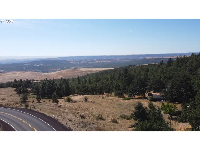 $325,000 | 6520 7 Mile Hill Road, The Dalles, OR 97058