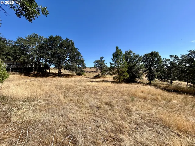 $325,000 | 6520 7 Mile Hill Road, The Dalles, OR 97058