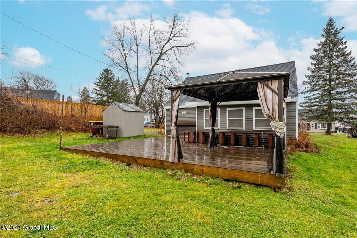 7 Audrey Road Colonie, NY 12110 - Photo 6 of 31 06-7 AUDREY-23
