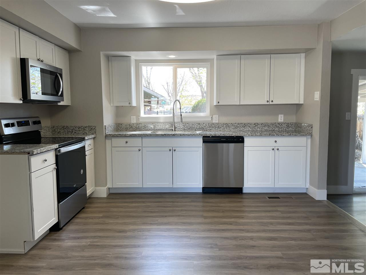 990 Silverada Boulevard Reno, NV 89512 - Photo 3 of 23 Photo 4
