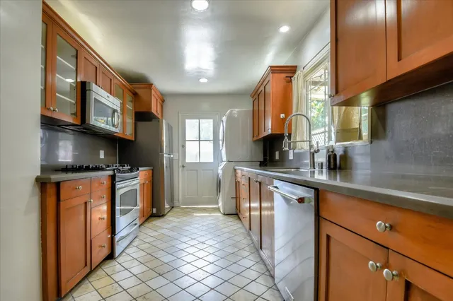 $4,700 | 11386 Tenino Avenue, Los Angeles, CA 90066