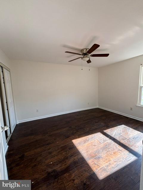 21 Locust Court Sicklerville, NJ 08081 - Photo 21 of 29 a view of a bed in a room