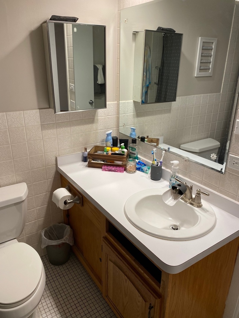 10341 McVicker Avenue, Unit 1N Chicago Ridge, IL 60415 - Photo 9 of 12