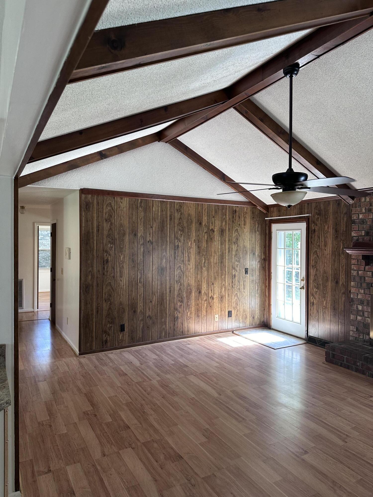 405 Kershaw Road Summerville, SC 29486 - Photo 12 of 50 IMG_7373