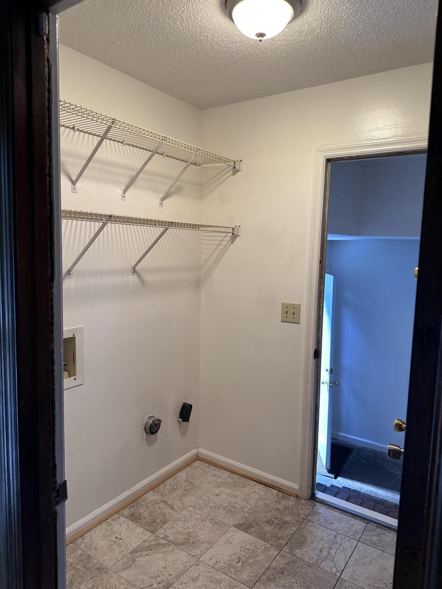 405 Kershaw Road Summerville, SC 29486 - Photo 15 of 50 IMG_7376