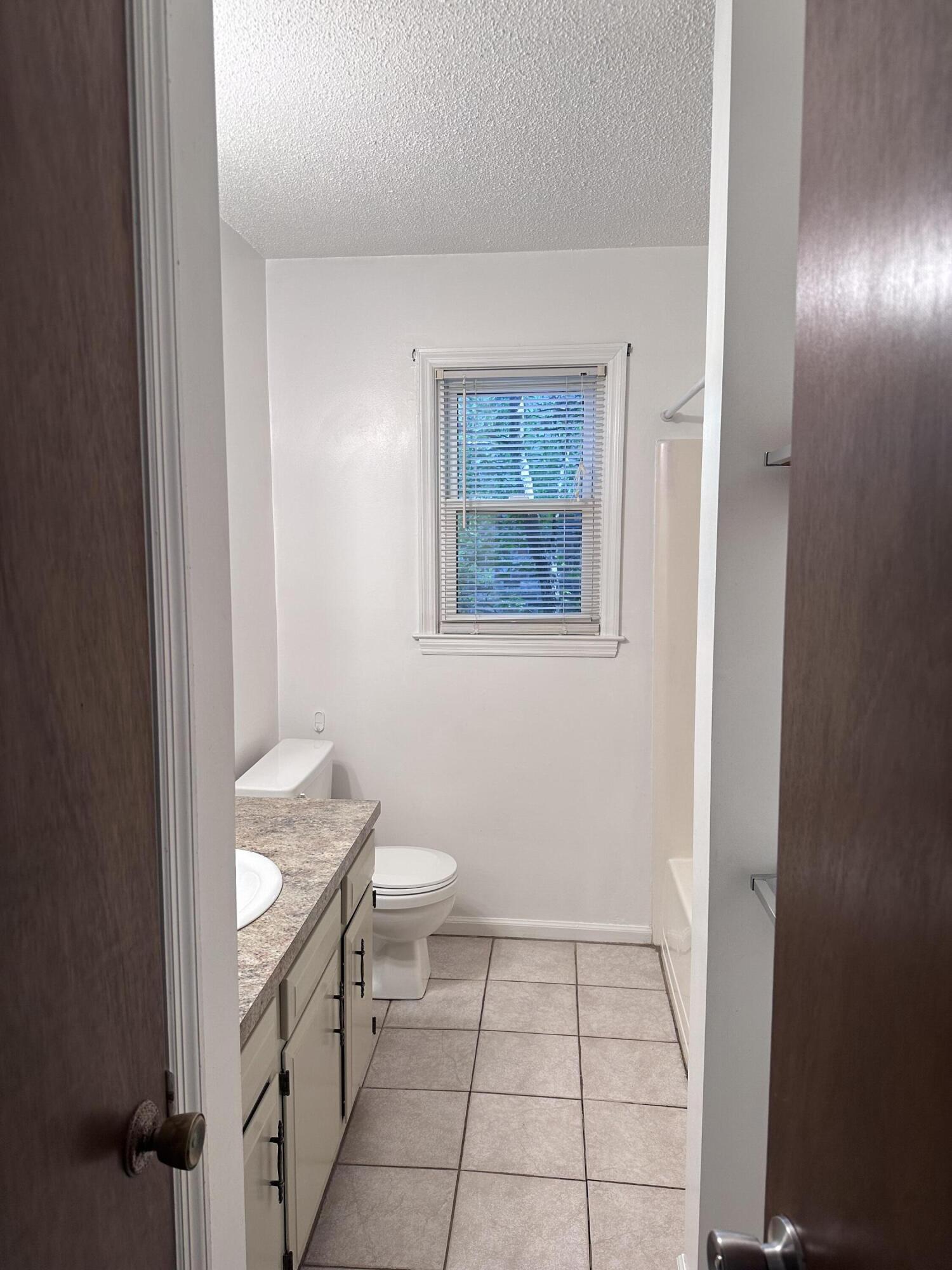 405 Kershaw Road Summerville, SC 29486 - Photo 31 of 50 IMG_7392