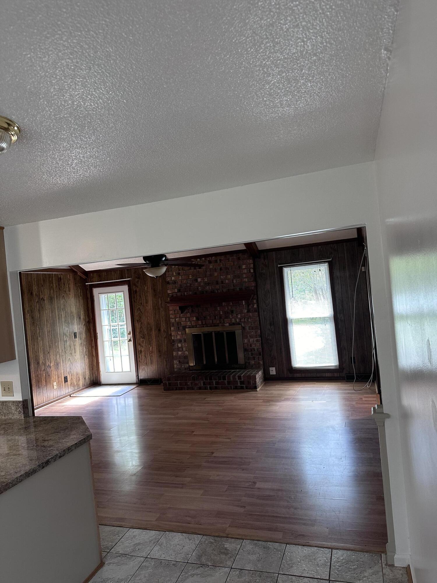 405 Kershaw Road Summerville, SC 29486 - Photo 10 of 50 IMG_7371