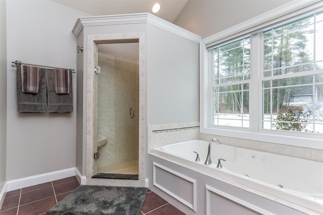848 Borough Road Pembroke, NH 03275 - Photo 22 of 40