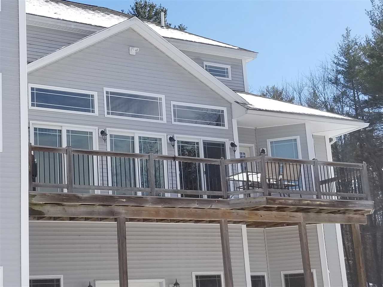 848 Borough Road Pembroke, NH 03275 - Photo 4 of 40