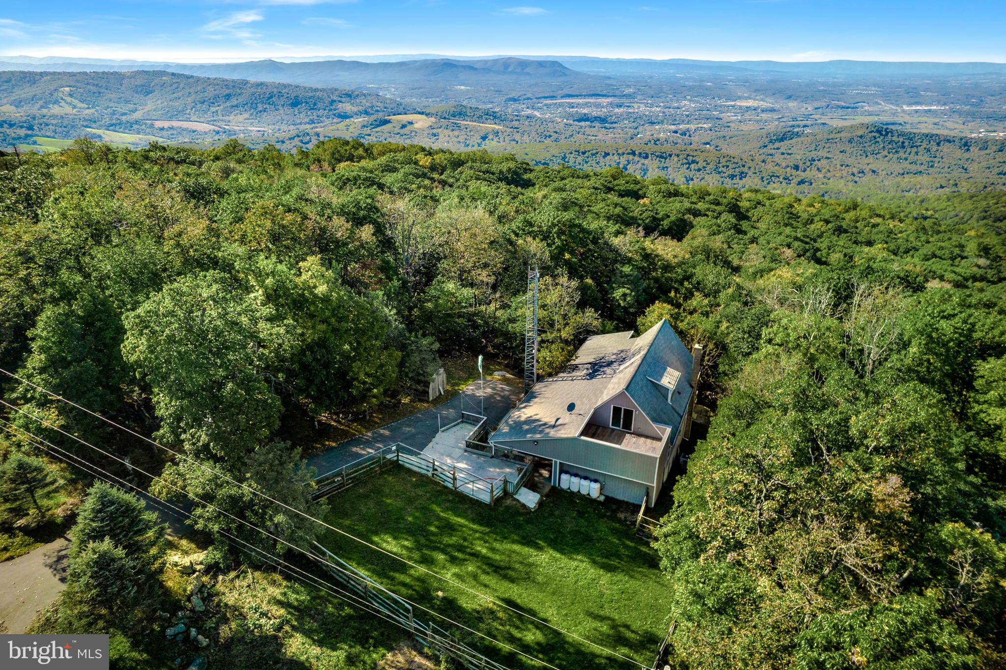 235 Mountain Top Road Front Royal, VA 22630 - Photo 3 of 46 Gallery Image 3