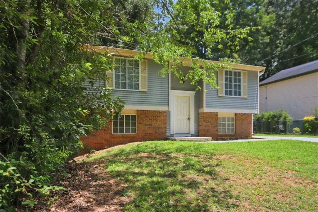 2116 Scarbrough Road Stone Mountain, GA 30088 - Photo 5 of 35