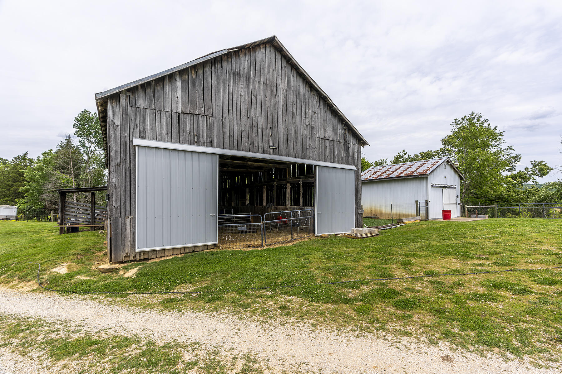 802 Dug Hill Road Irvine, KY 40336 - Photo 36 of 62 800dug34