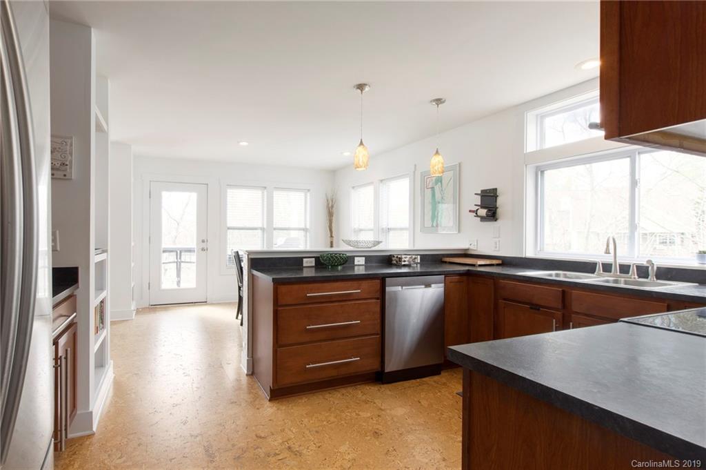 4 Keebler Road Asheville, NC 28803 - Photo 2 of 24 Gallery Image 2