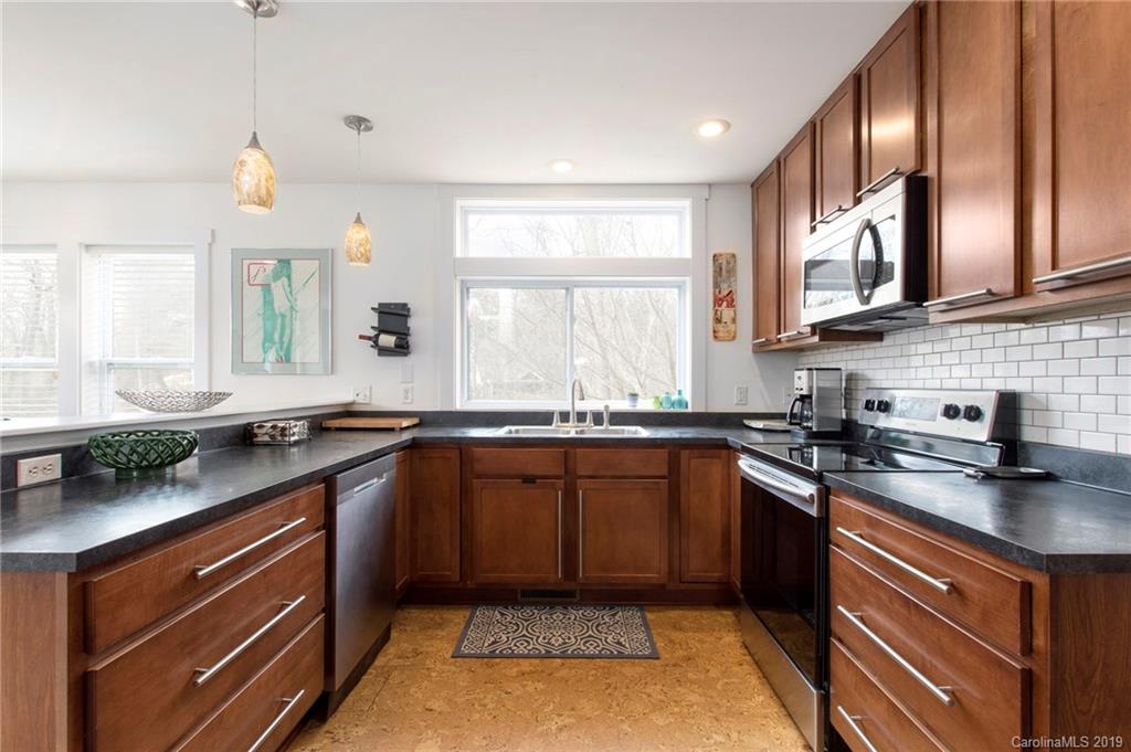 4 Keebler Road Asheville, NC 28803 - Photo 3 of 24 Gallery Image 3