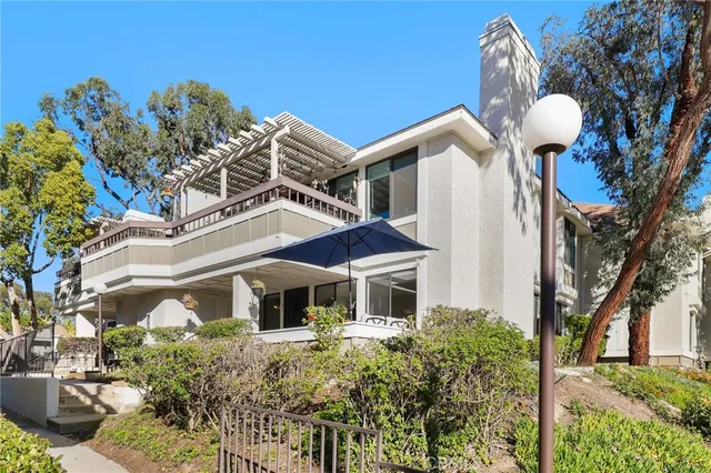 $580,000 | 25701 View Pointe, Lake Forest, CA 92630