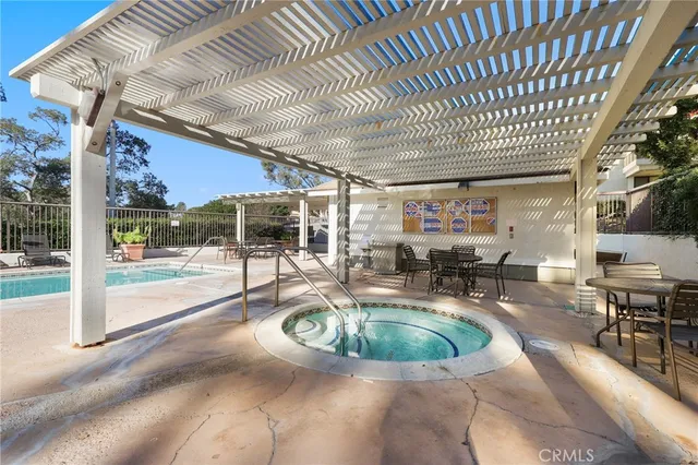 $580,000 | 25701 View Pointe, Lake Forest, CA 92630