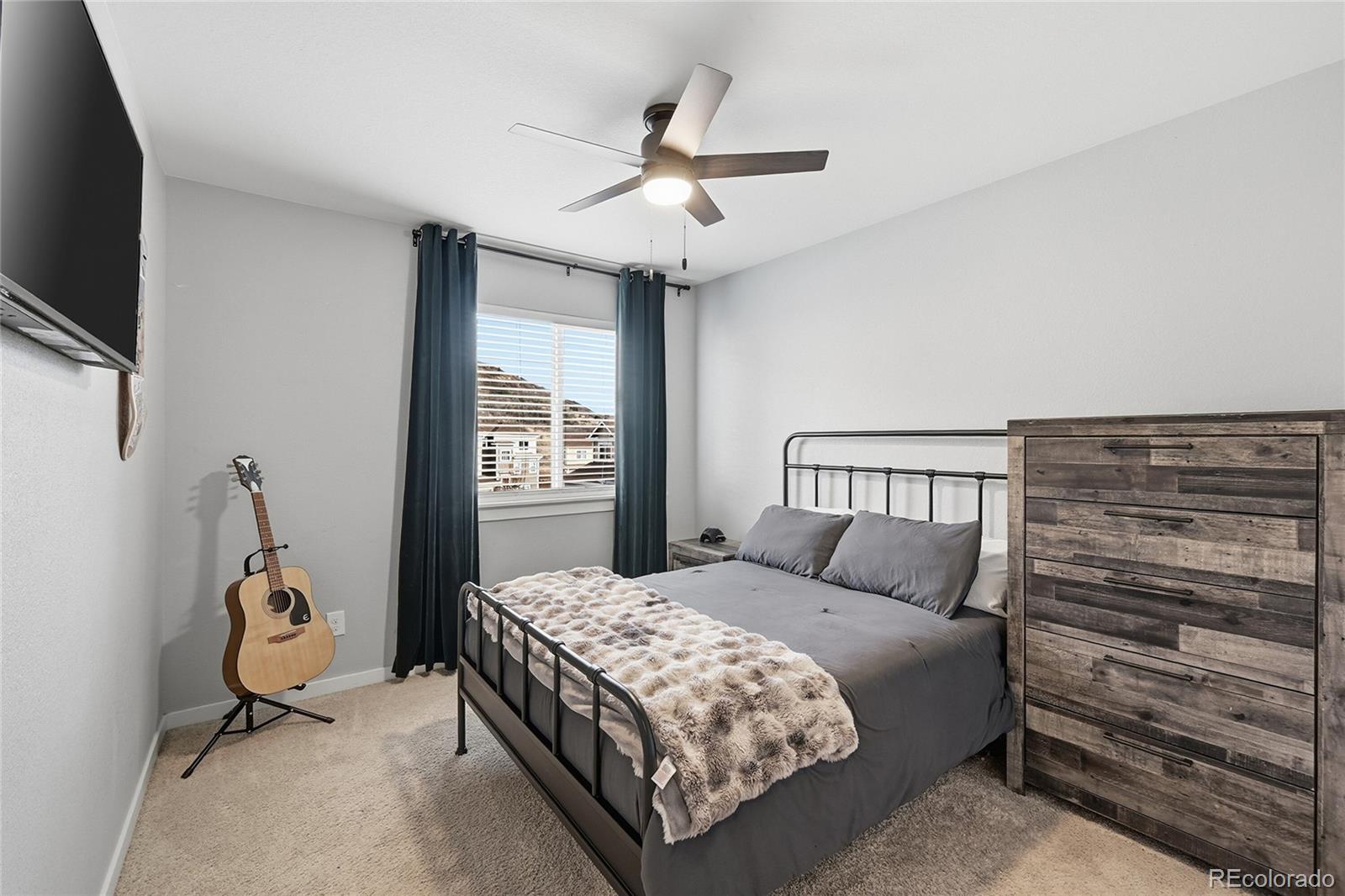 2537 Valley Oak Road Castle Rock, CO 80104 - Photo 17 of 49